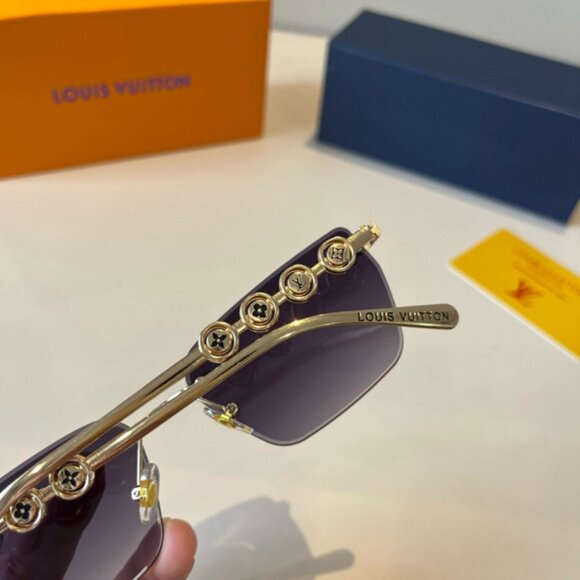 Louis Vuitton Gold Metal Frame Purple Sunglasses - Picture 5 of 8